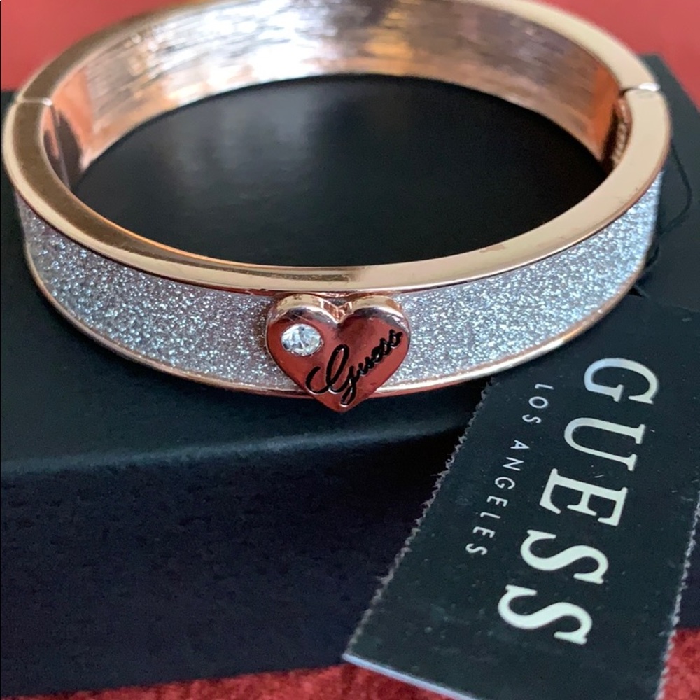 Guess Rose Gold Bracelet 🔥🔥🔥